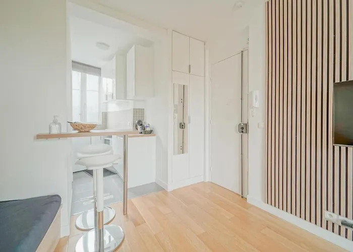 Charming Near Paris 公寓 圣旺